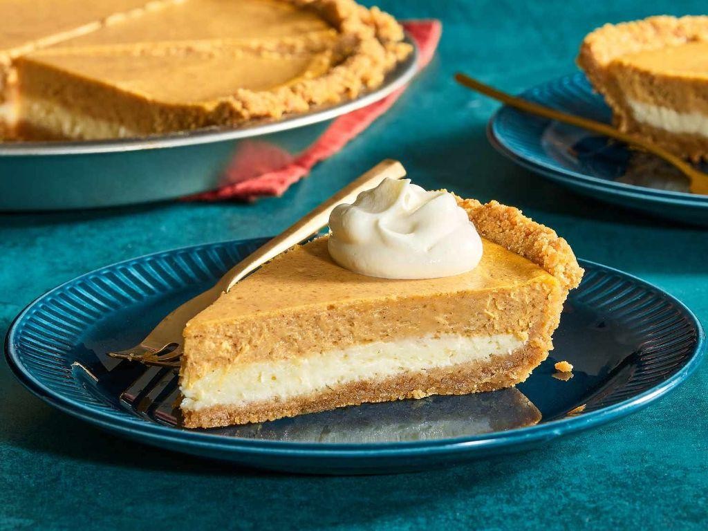 Pumpkin Spice Cheesecake