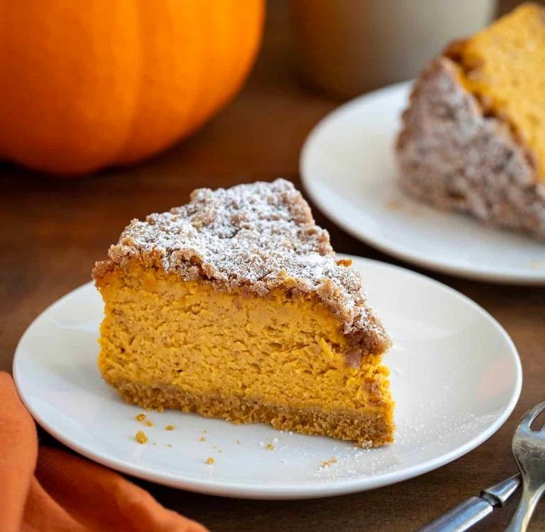 Pumpkin Spice Crumble with Graham Cracker Crust