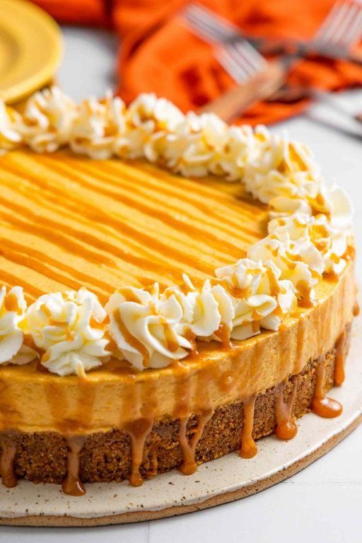 Pumpkin Spice No-Bake Cheesecake