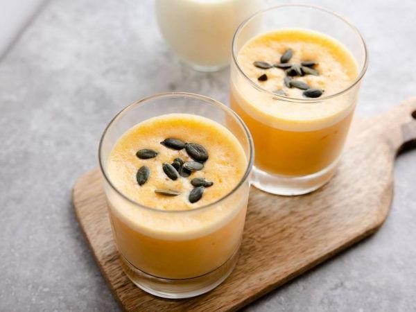 Pumpkin Spice Smoothie with Soy Milk