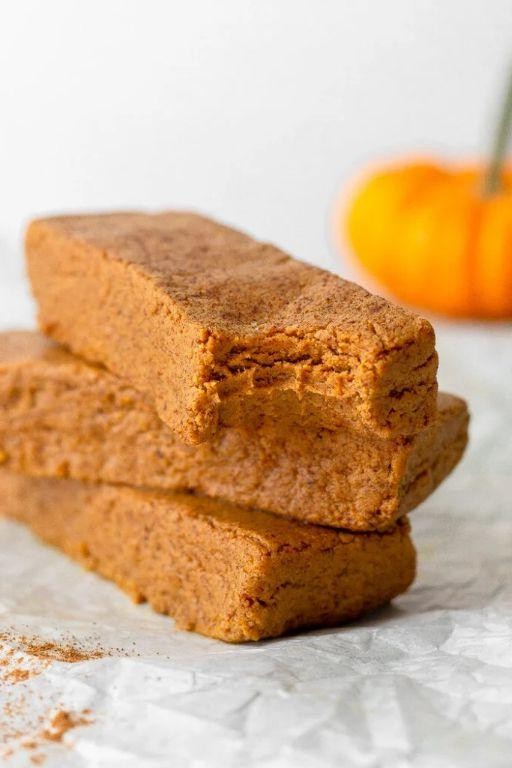 Pumpkin and Almond Butter Protein Bars