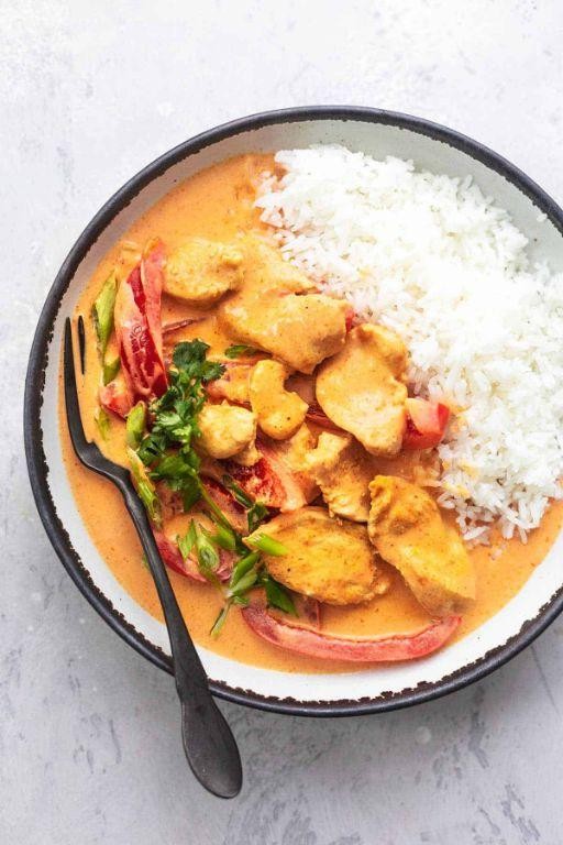 Red Curry Chicken with Coconut Milk