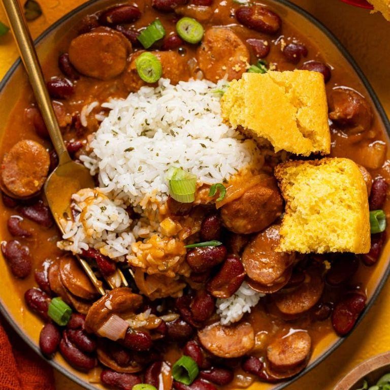 Red beans and rice with cornbread crumbles