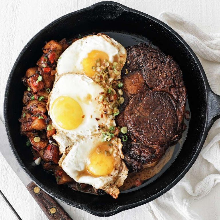 Ribeye Steak and Eggs Breakfast Skillet