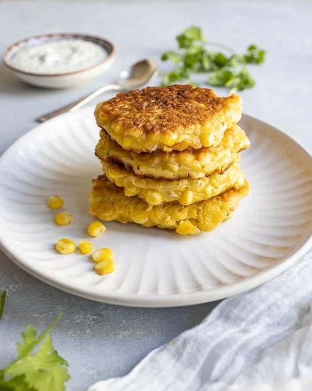 Roasted Garlic and Herb Corn Cakes