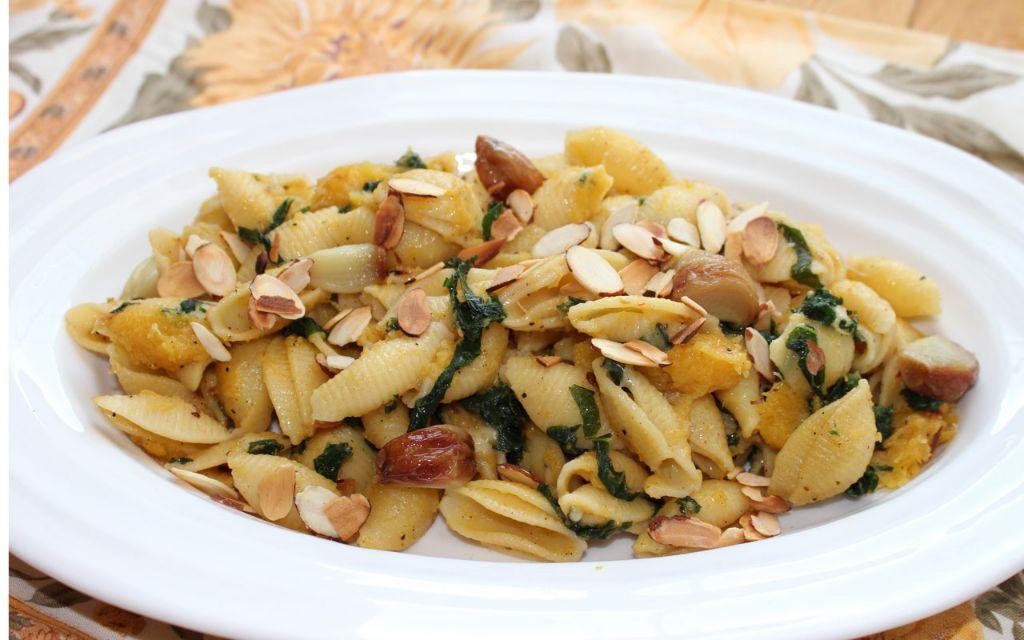 Roasted Garlic and Kale Conchiglie
