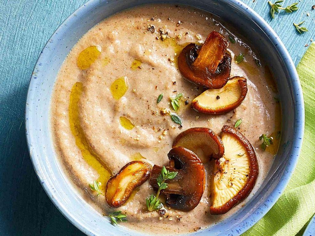 Roasted Mushroom and Garlic Soup