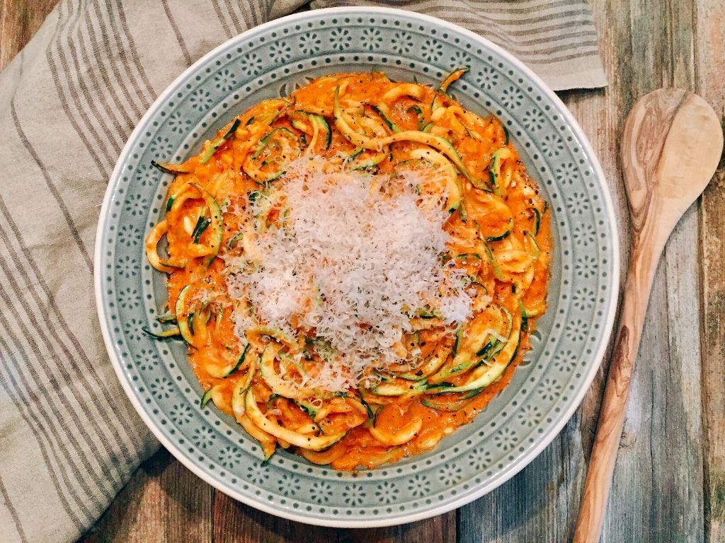 Roasted Red Pepper Zucchini Pasta