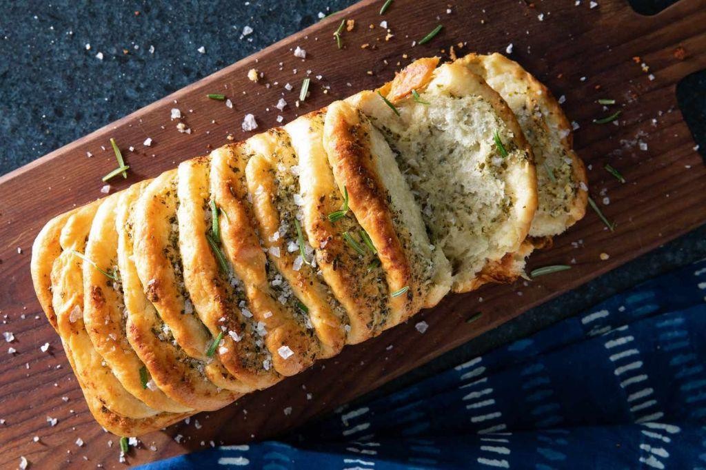 Rosemary Garlic Pull Apart Bread