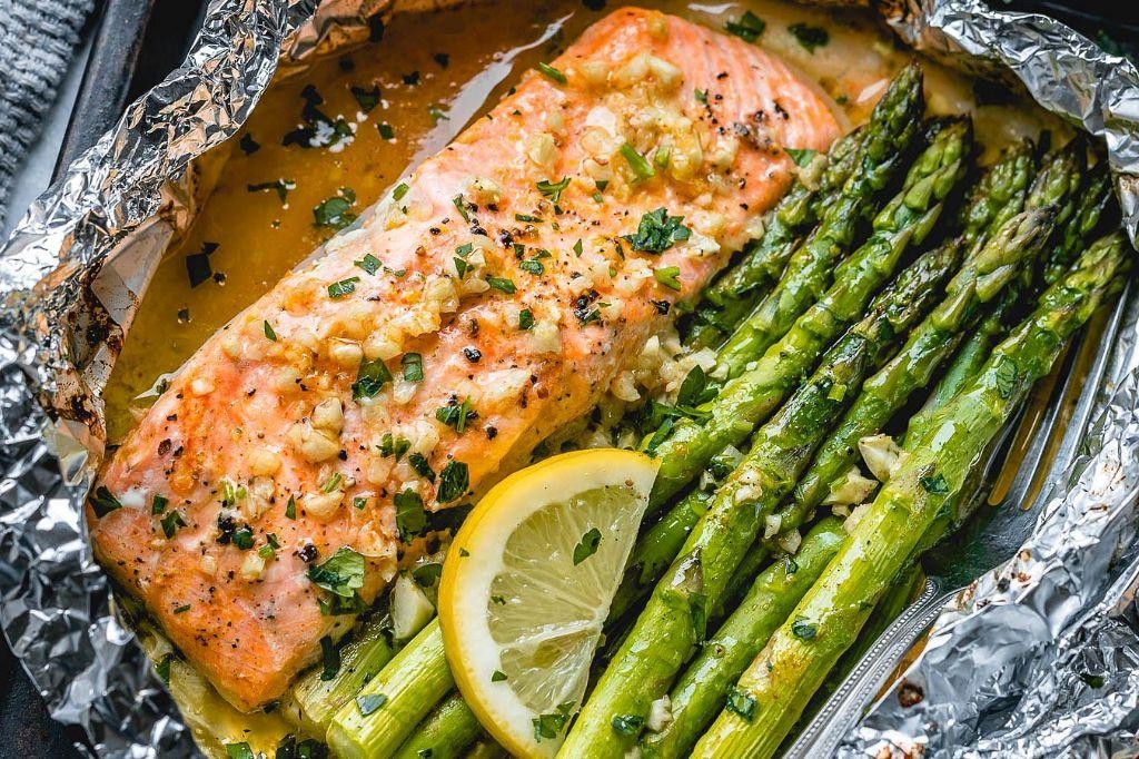 Salmon and Asparagus Foil Packets
