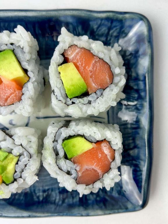 Salmon and Avocado Sushi Rolls