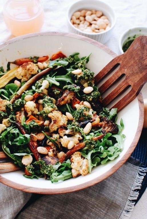 Sauteed Arugula with Toasted Almonds