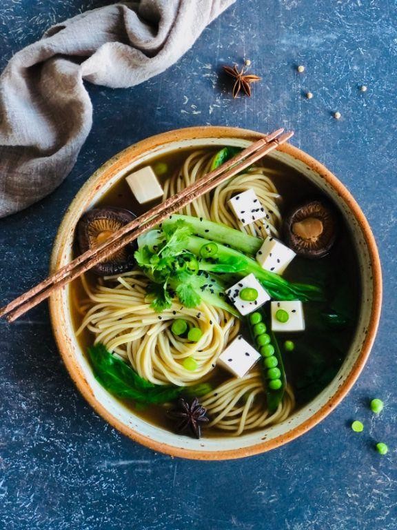 Seaweed and Ginger Broth with Noodles