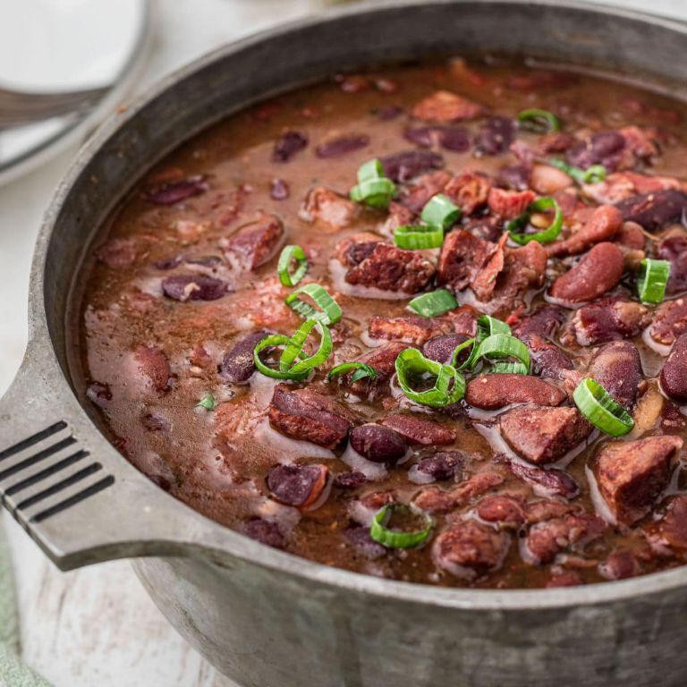 Slow cooker red beans and rice with ham hocks