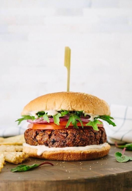 Smoked Black Bean Burgers