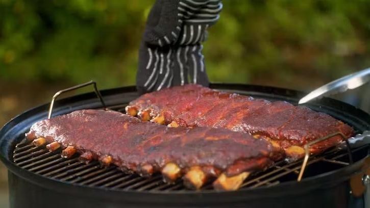 Smoky Weber Pork Ribs