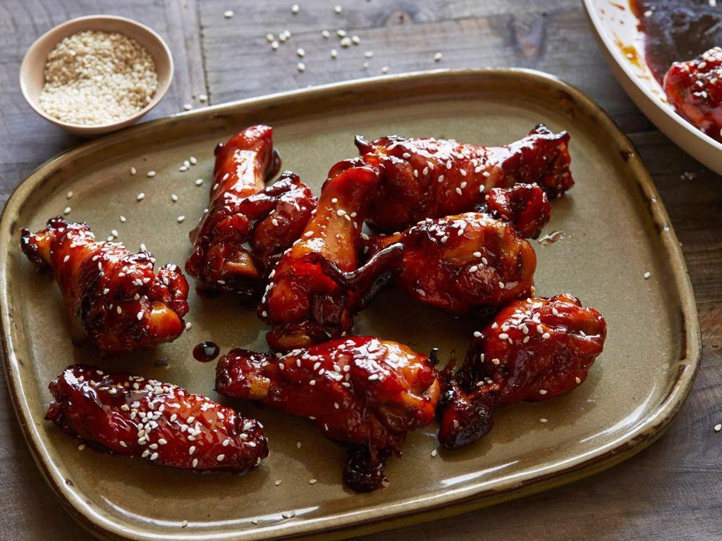 Soy Sauce Glazed Chicken Wings