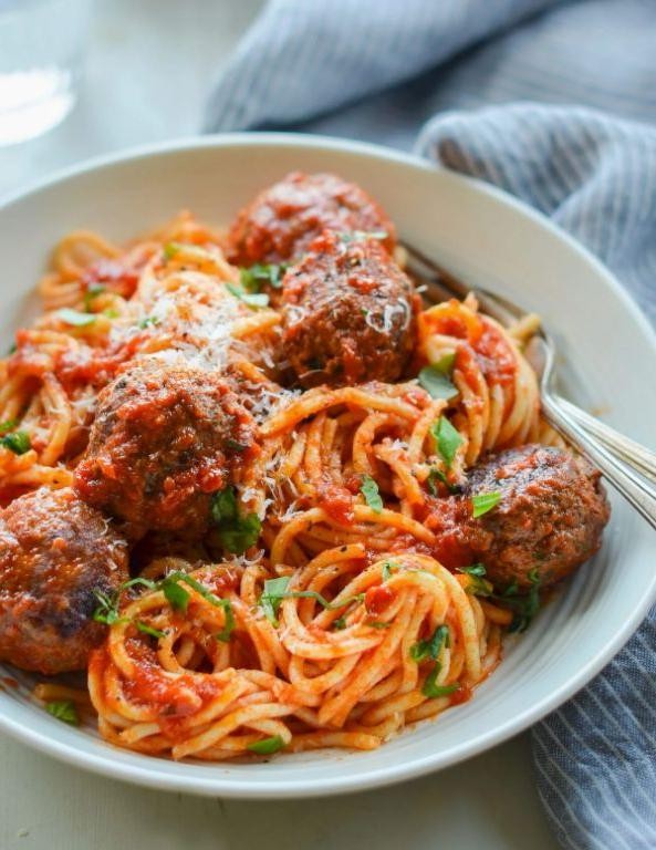 Spaghetti and meatballs