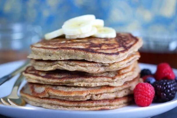 Spiced Banana Pancakes with Nutmeg and Cloves