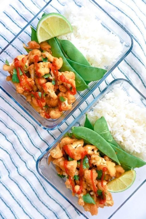 Spicy Sriracha Cauliflower Rice