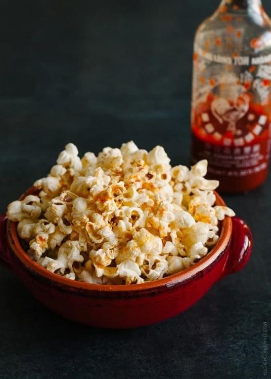 Spicy Sriracha Popcorn