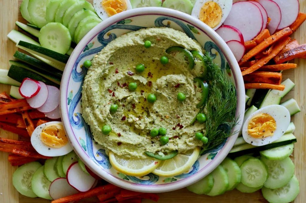 Spicy Sweet Pea Hummus