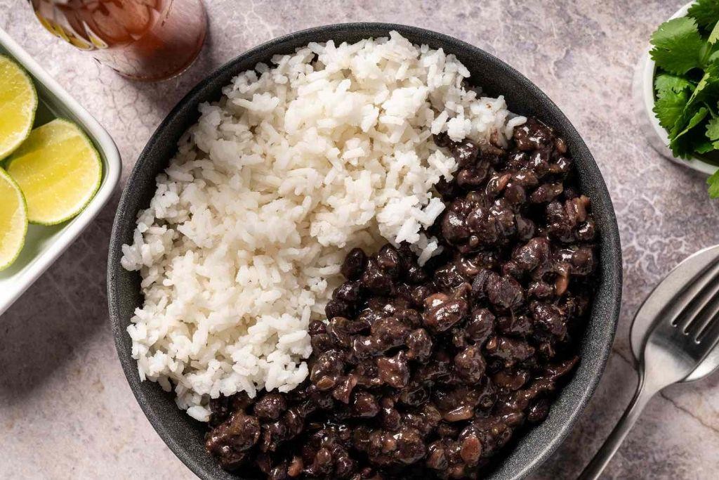 Steamed Rice with Black Beans