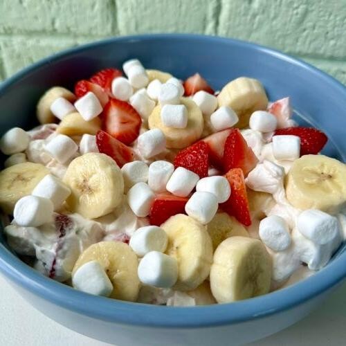 Strawberry Banana Yogurt Fruit Salad