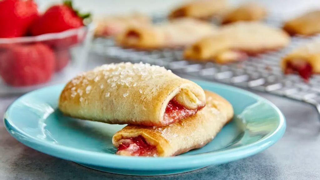 Strawberry Cheesecake Crescent Rolls
