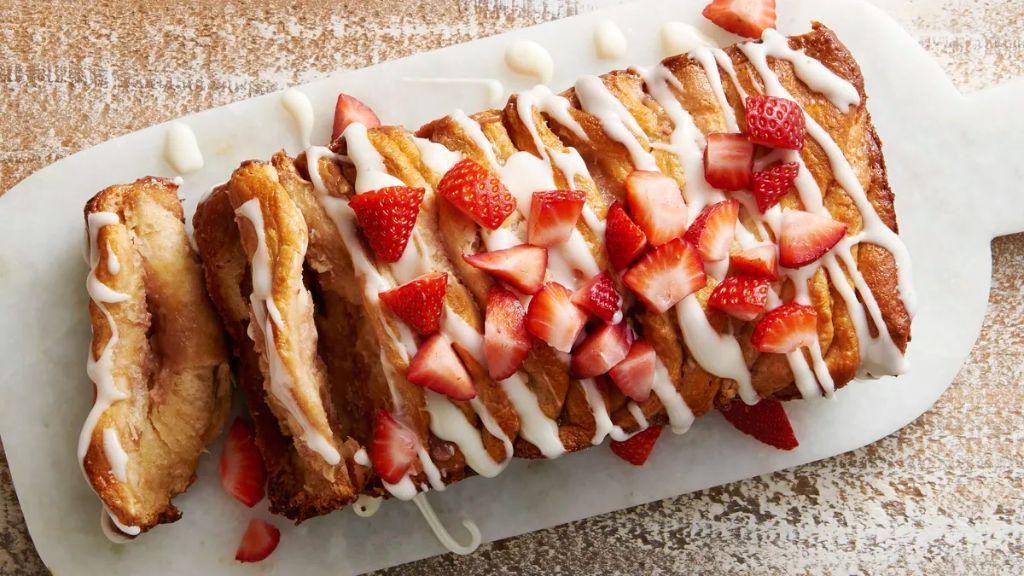 Strawberry Cream Cheese Pull Apart Bread