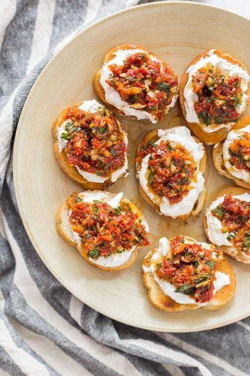 Sun-Dried Tomato Basil Ricotta Dip