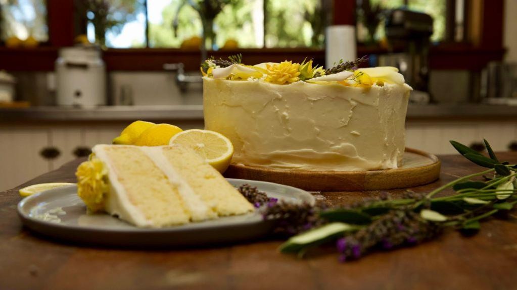 Swedish Lemon Curd Cake