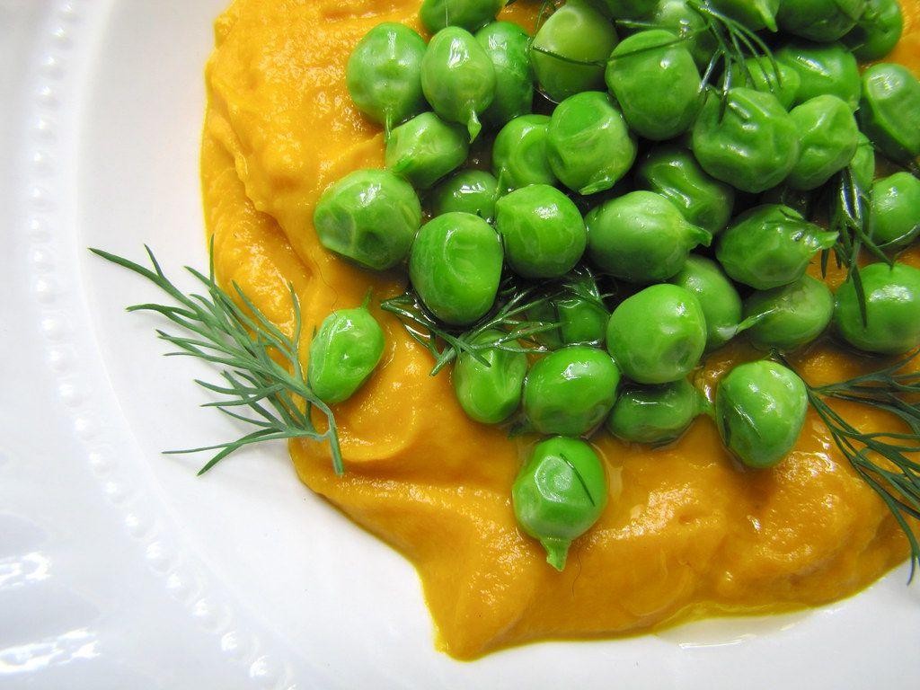 Sweet Pea and Carrot Puree
