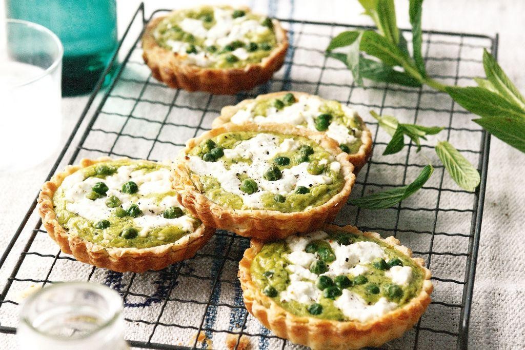 Sweet Pea and Goat Cheese Tart