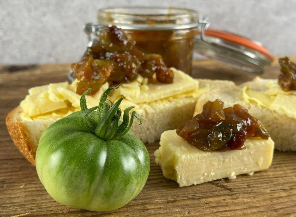 Sweet and Sour Green Tomato Chutney
