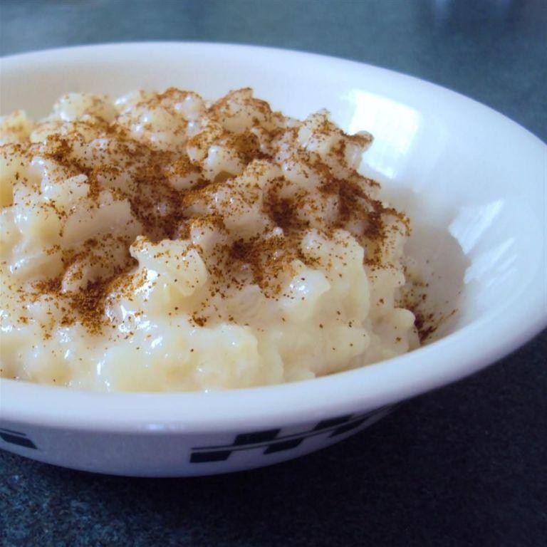 Sweet cinnamon rice pudding