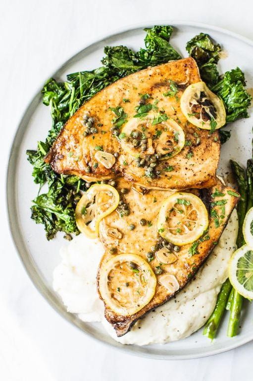 Swordfish Piccata with Capers and White Wine