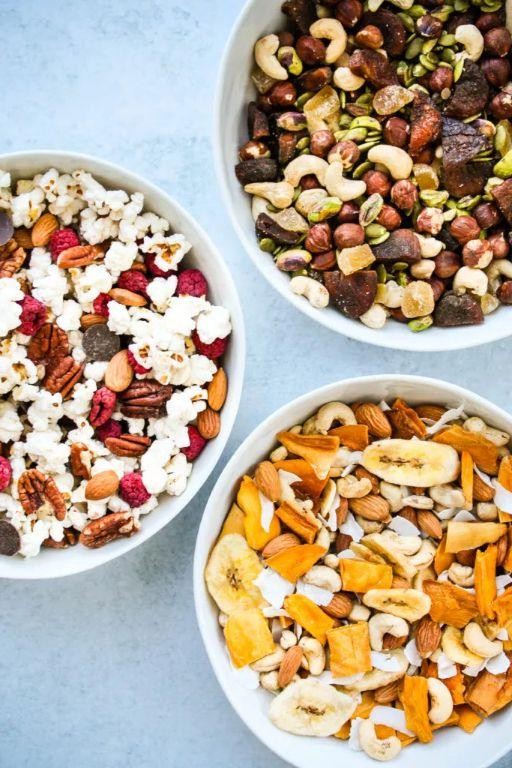 Tupperware Fruit and Nut Trail Mix