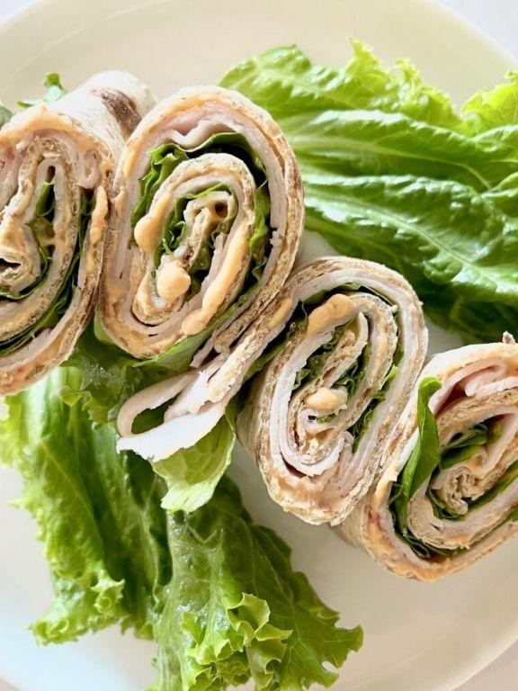 Turkey and Hummus Lettuce Wraps