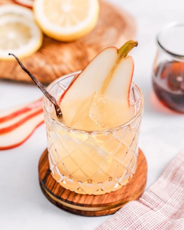 Vanilla Pear Tequila Smash