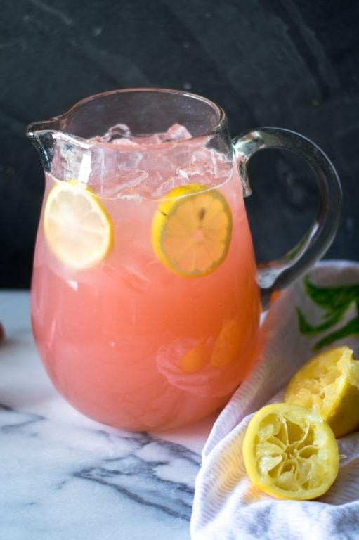 Vegan Rhubarb Lemonade