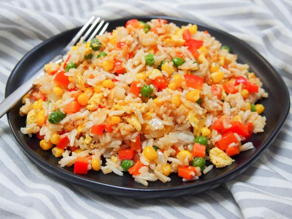 Vegetable Fried Rice with Egg