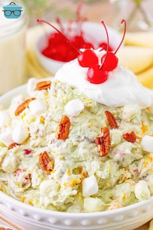 Watergate Salad with Mandarin Oranges and Whipped Cream