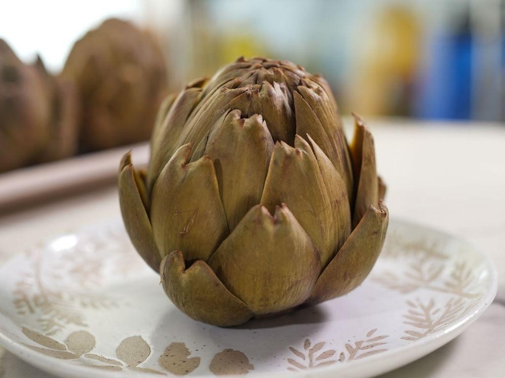 Whole Artichokes with Lemon Caper Sauce